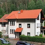 Moser * Elmstein