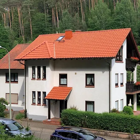 Ferienhaus Moser * Elmstein